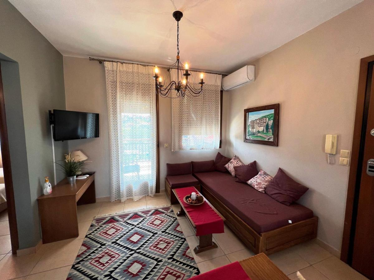 Nea Roda Apartments エクステリア 写真