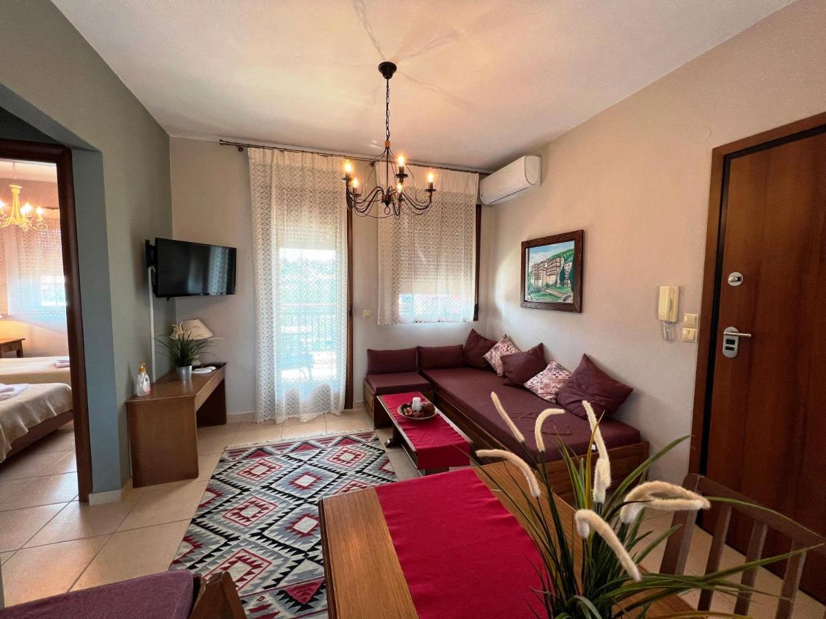 Nea Roda Apartments エクステリア 写真