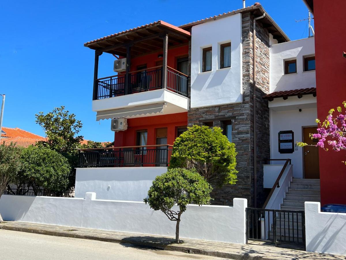 Nea Roda Apartments エクステリア 写真